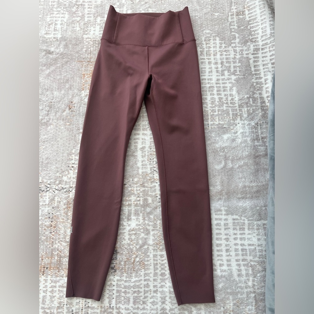 Vuori Evolve Leggings - Picture 8 of 15